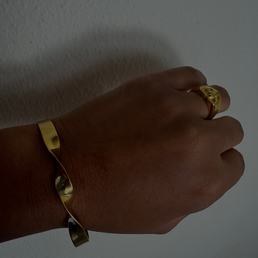 Zai Bangle